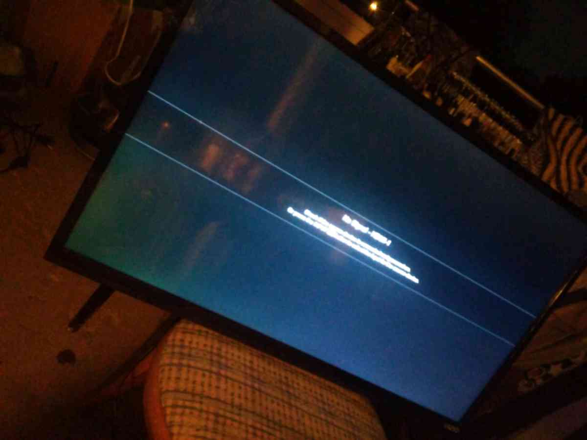 32 inch Flat screen No Remote - Indianapolis, Indiana