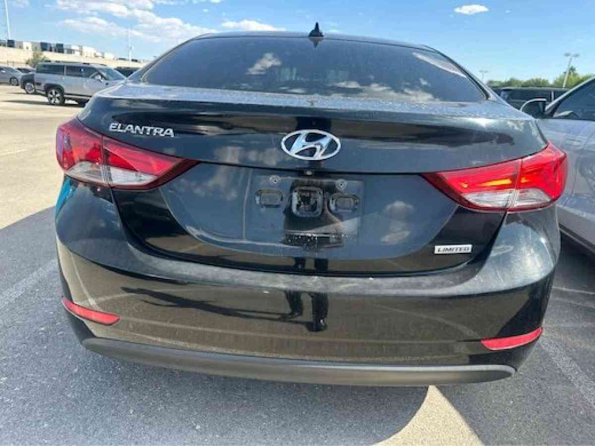 2014  HyundaiElantra Limited - Las Vegas, Nevada - FleaMarketBay