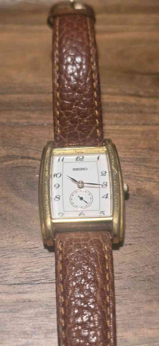 vintage seiko cartier tank style - Southfield, Michigan - FleaMarketBay