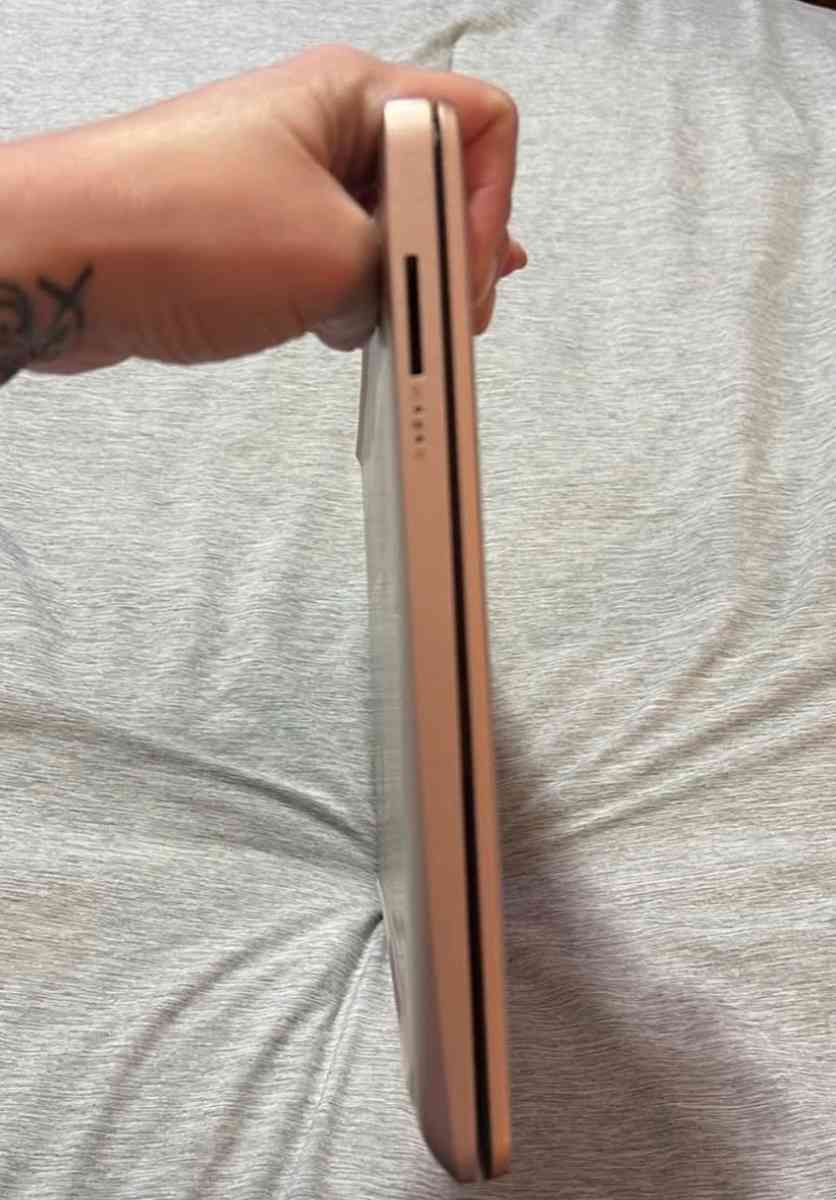 HP 14 Laptop - Clarksville, Tennessee - FleaMarketBay