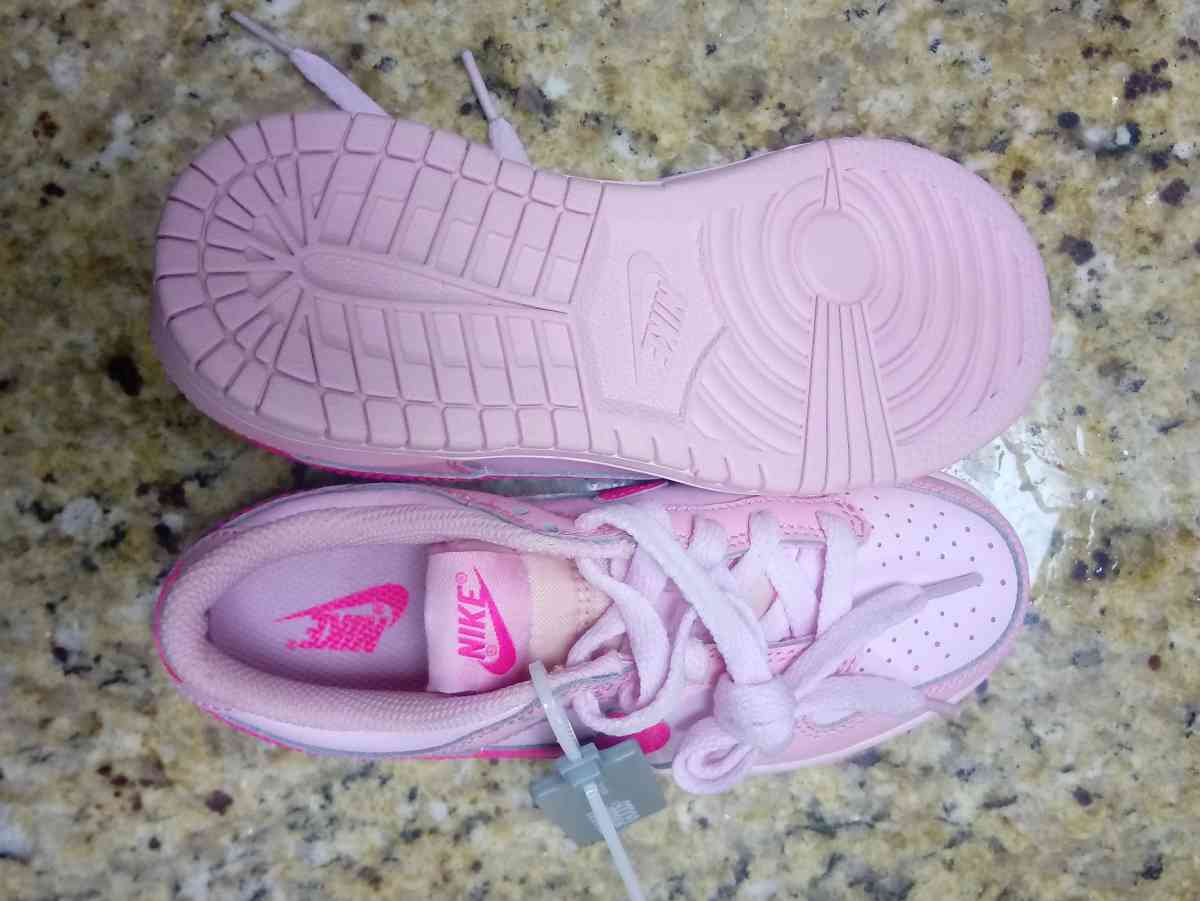Nike Dunk Low Triple Pink Swoosh Sneakers PreSchool Size 13C - Orlando, Florida - FleaMarketBay