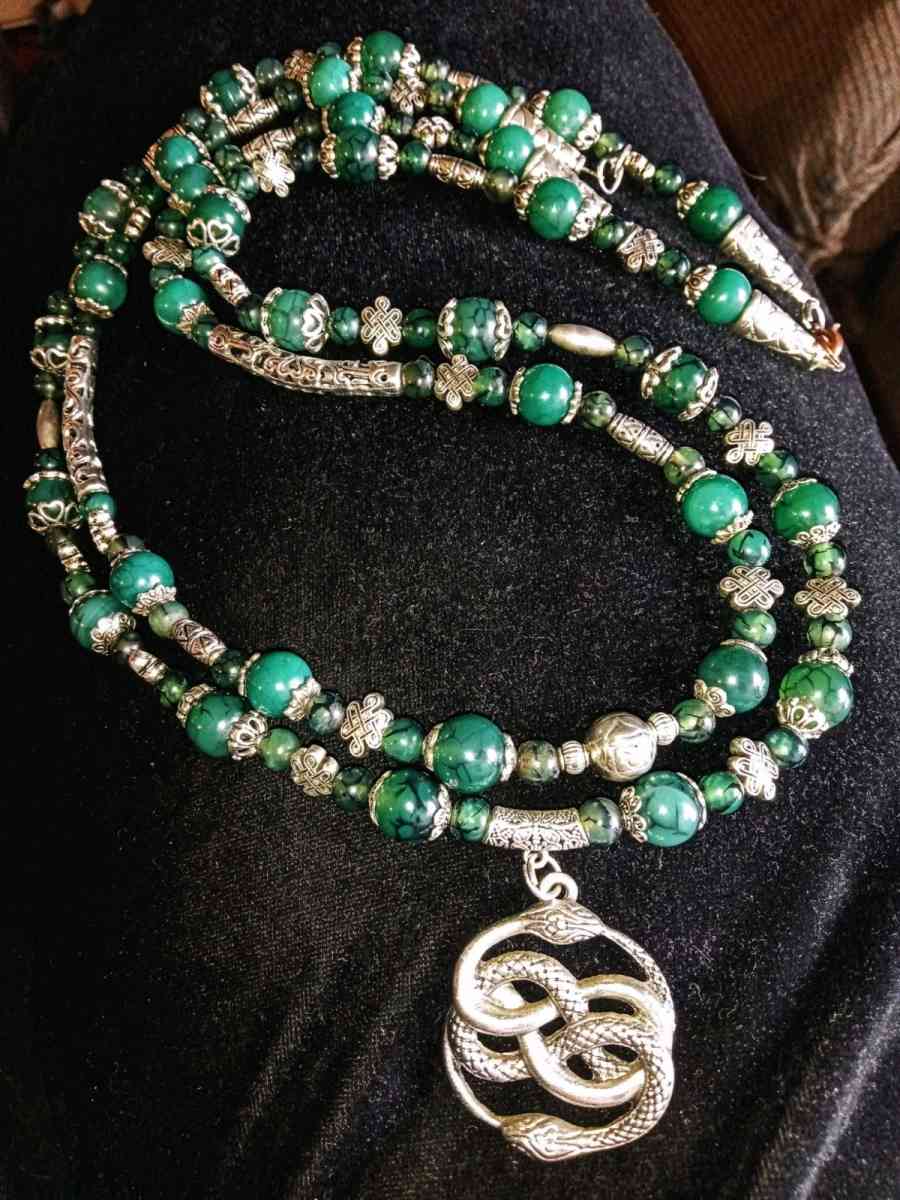 handmade double strand Celtic serpent knot necklace - Alturas, California