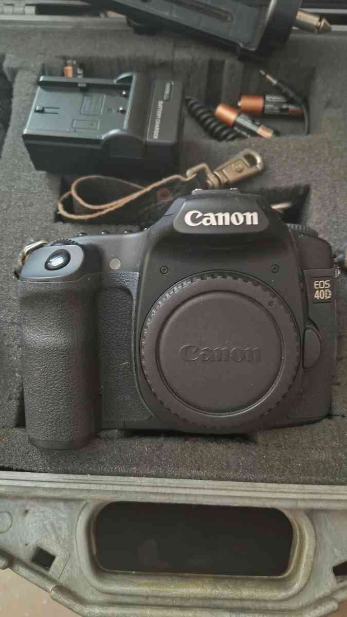 CANNON DIGITAL CAMERA - Tampa, Florida