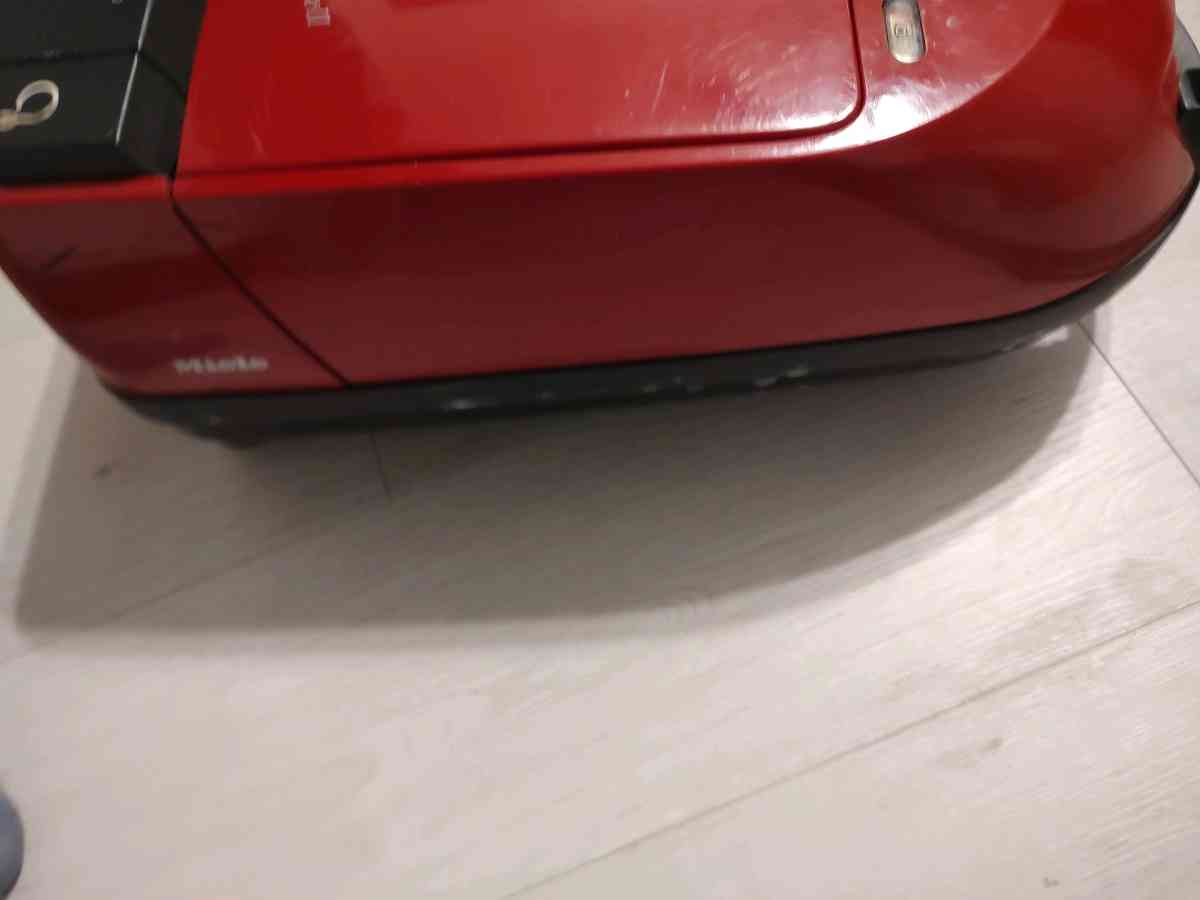 Miele Flamenco II Red Canister Vacuum no Extra Attachments - Lake Worth, Florida - FleaMarketBay