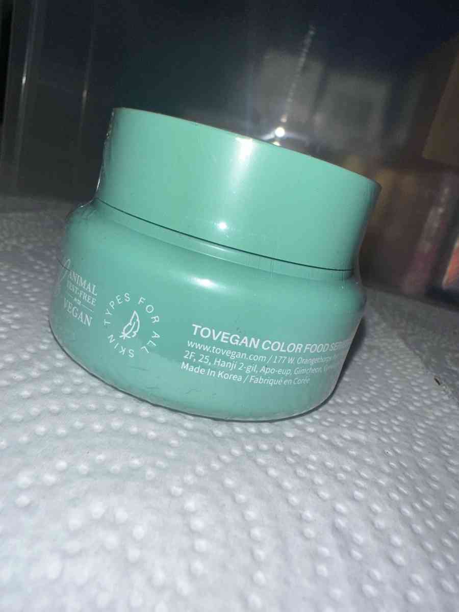 Tovegan Green Glow Up Cream - Round Lake, Illinois - FleaMarketBay