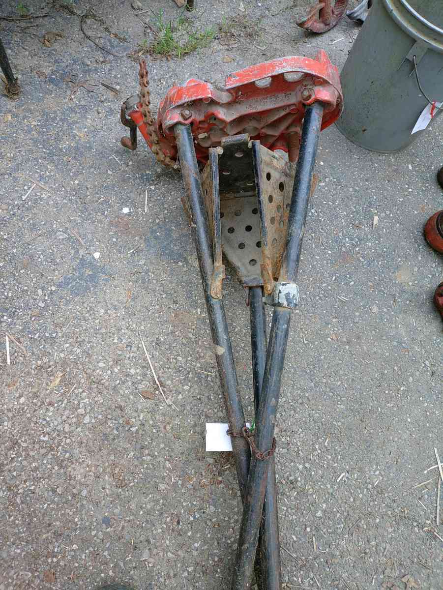 RIDGID Pipe Vise - Maple Heights, Ohio - FleaMarketBay