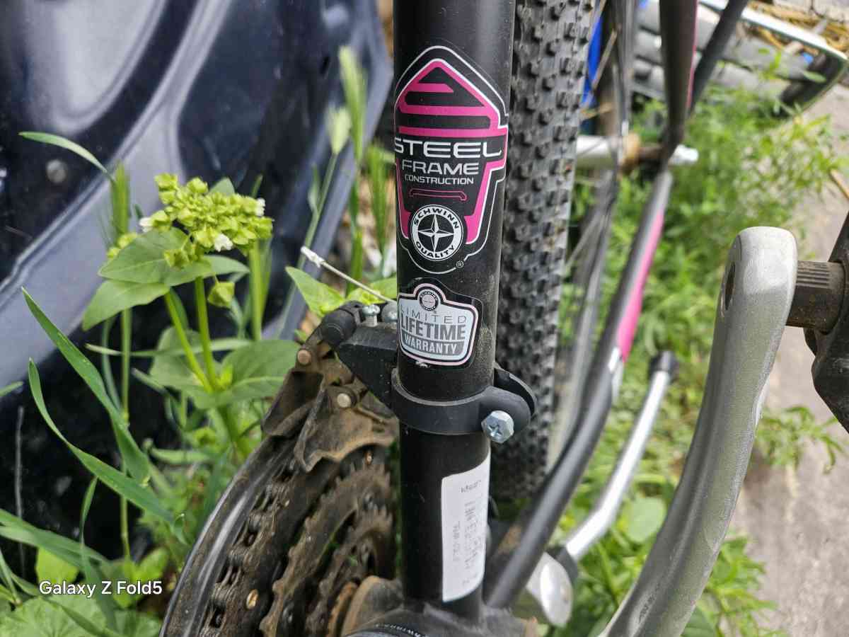 Ladies 26 schwinn bike - Greeley, Colorado