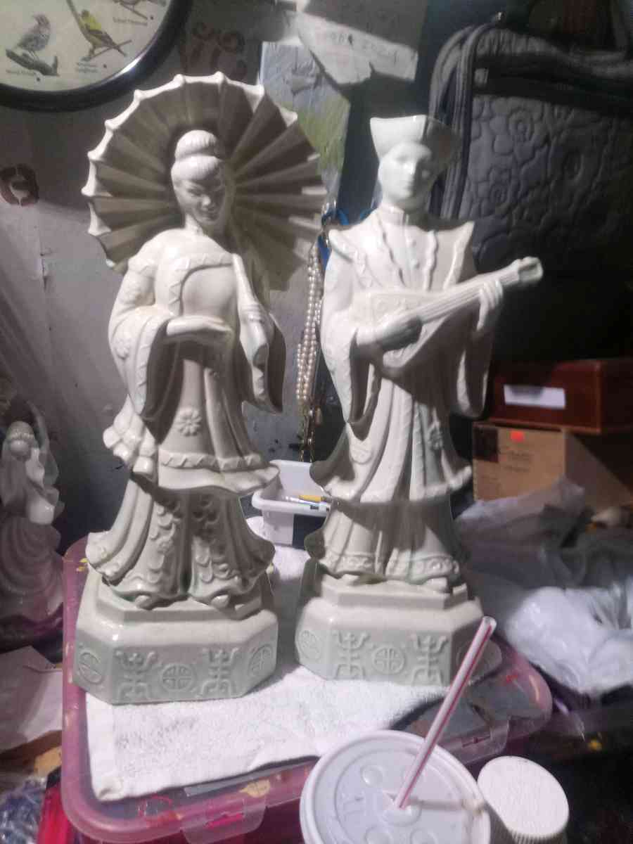 porcelain antique emperor and empress - Osage, Oklahoma
