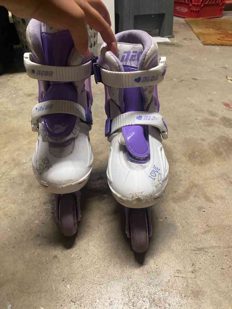 purple and white rollerblades - Fort Worth, Texas - FleaMarketBay