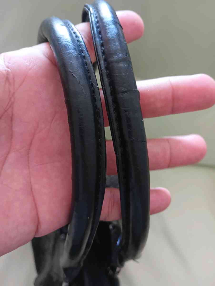 Black  handbag - Frostproof, Florida - FleaMarketBay