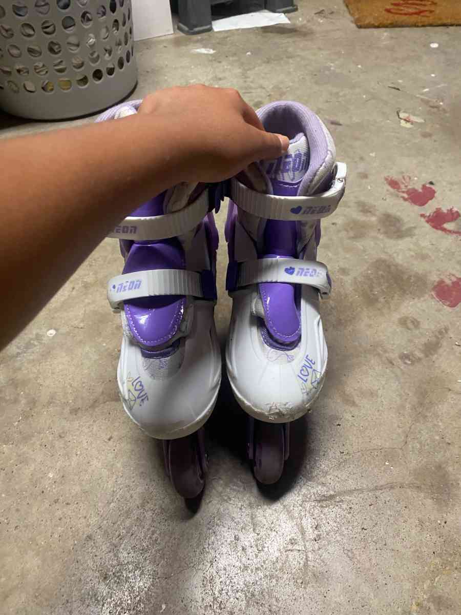 purple and white rollerblades - Fort Worth, Texas - FleaMarketBay
