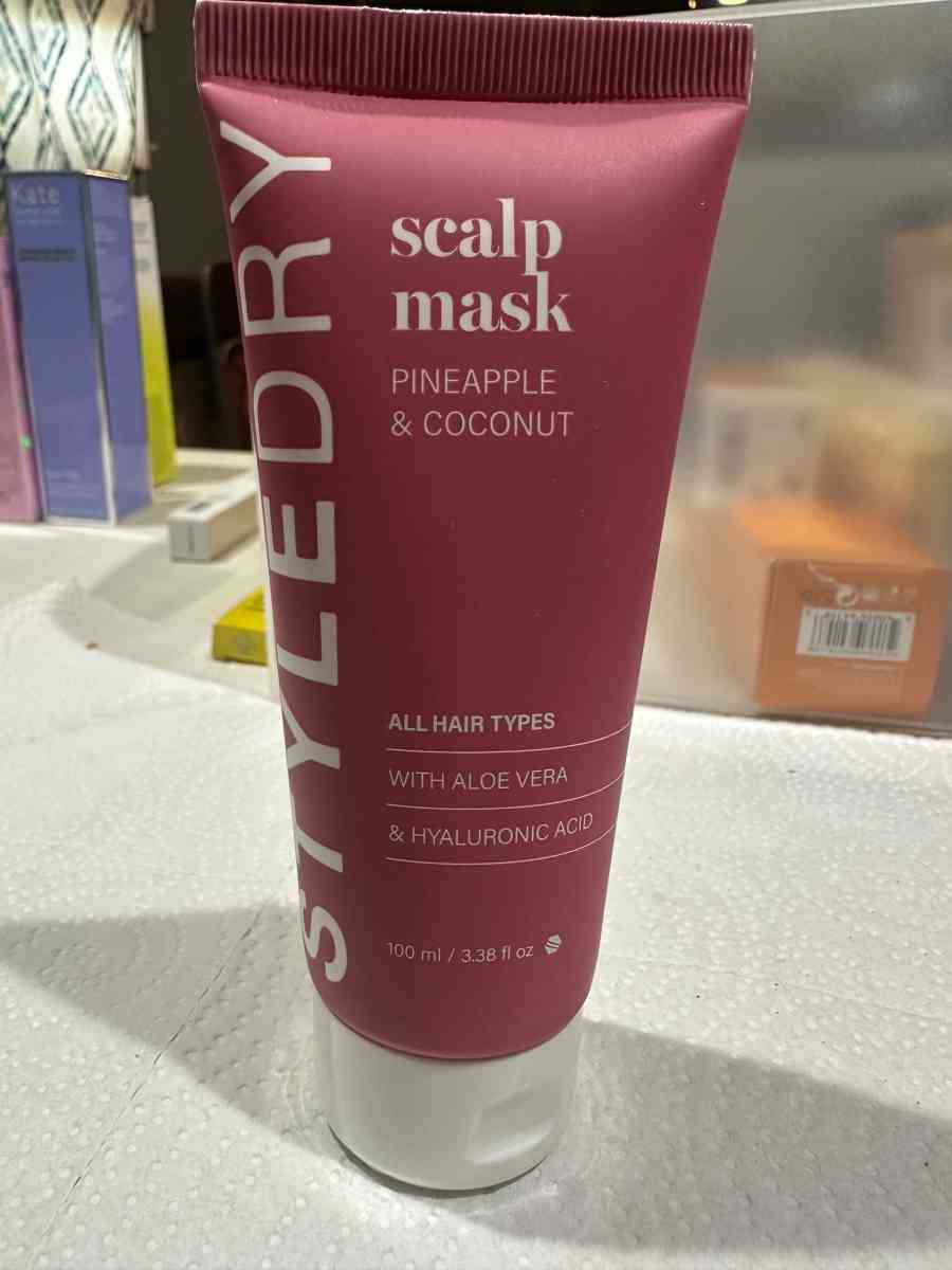 Style Dry Scalp Mask Pineapple  Coconut - Round Lake, Illinois