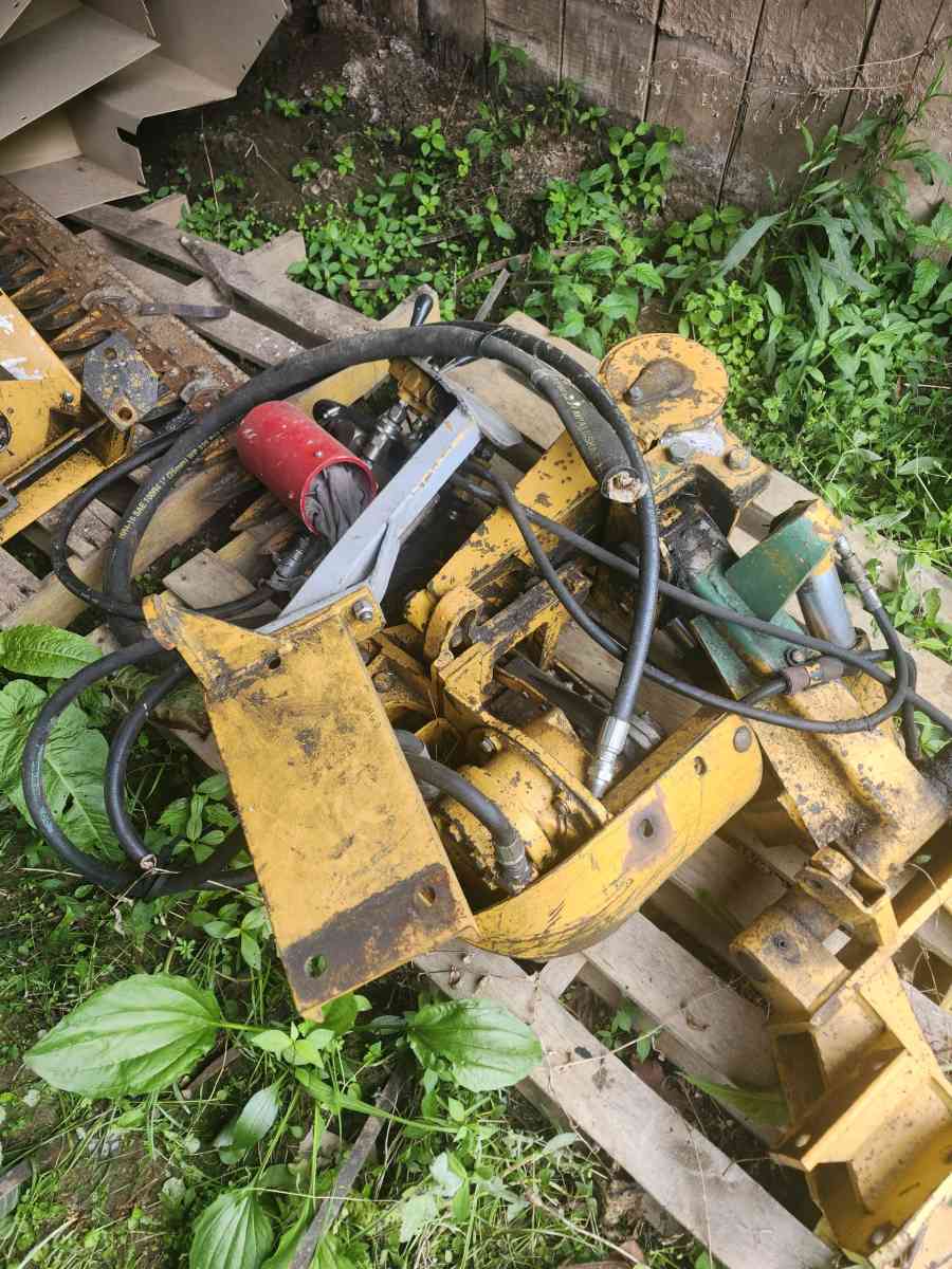 Sickle Bar Mower - Walton, West Virginia - FleaMarketBay