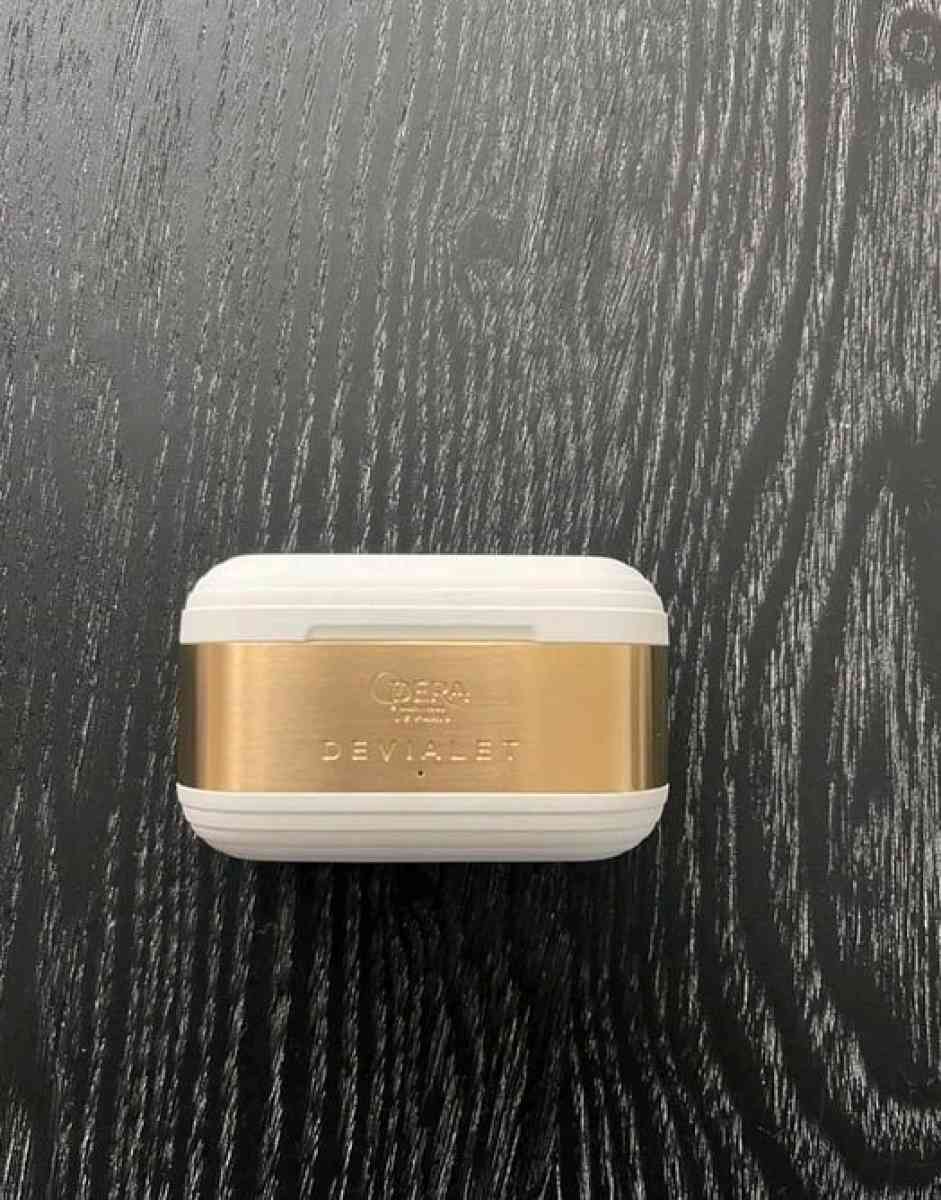 Devialet Gemini 2 wireless headphones - Adams, New York - FleaMarketBay