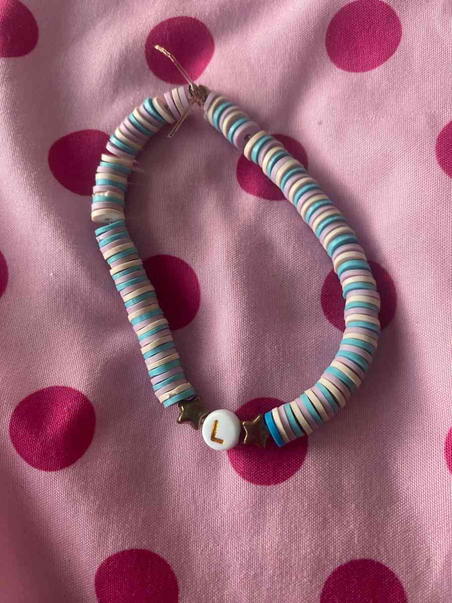 handmade L for love or a name braclet - Fort Worth, Texas - FleaMarketBay