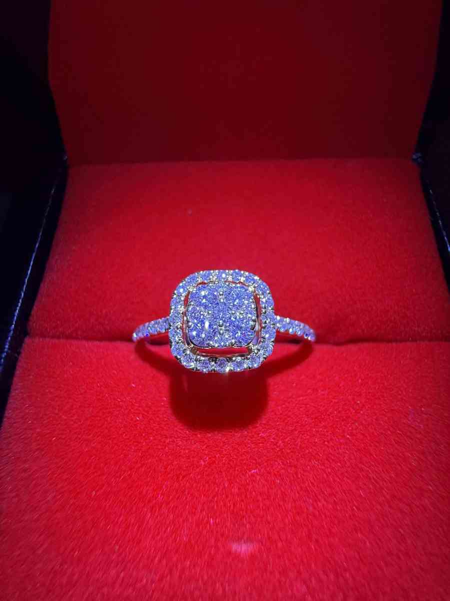 18k gold engagement ring - Staten Island, New York