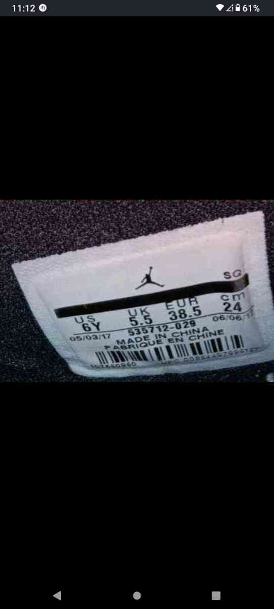 girls Jordans - Mount Laurel, New Jersey - FleaMarketBay