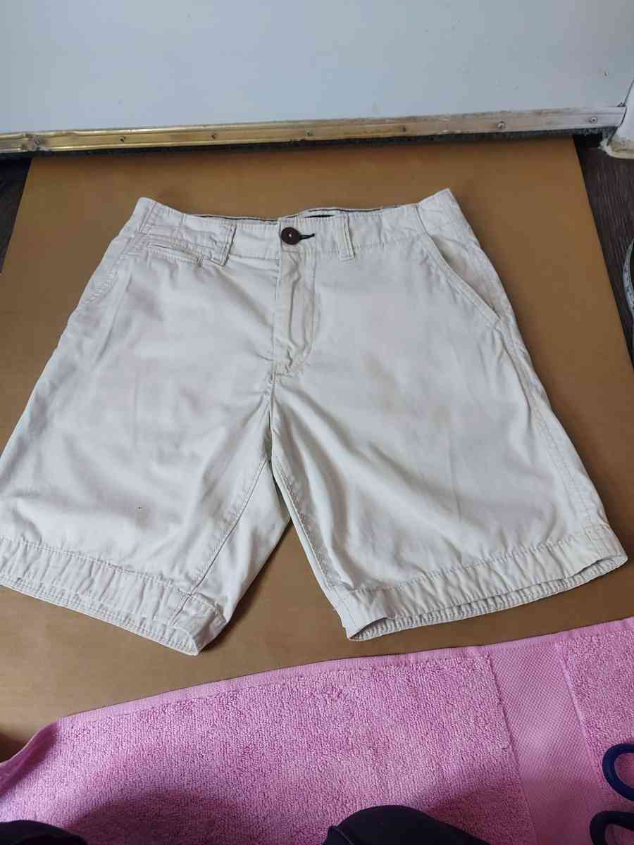 American Eagle Outfitters Prep Bermuda Shorts Size 36 Light - Atlanta, Georgia