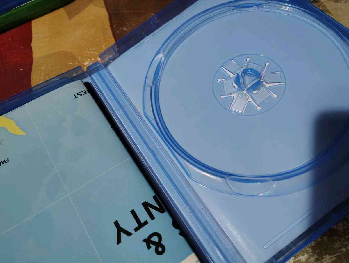 GTA Five PS4 Disc looks brand new still hasmap - Scottsburg, Indiana - FleaMarketBay