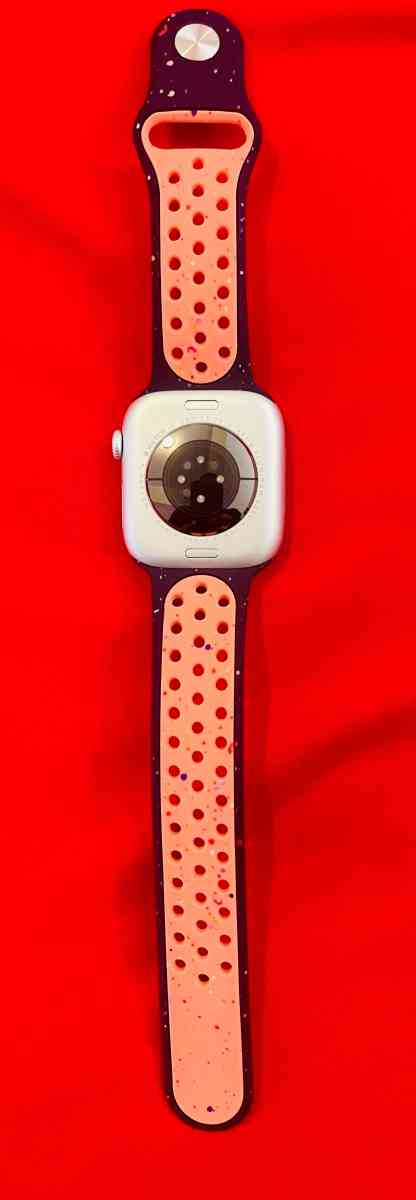 Apple Watch series 10 - Charlotte, North Carolina - FleaMarketBay