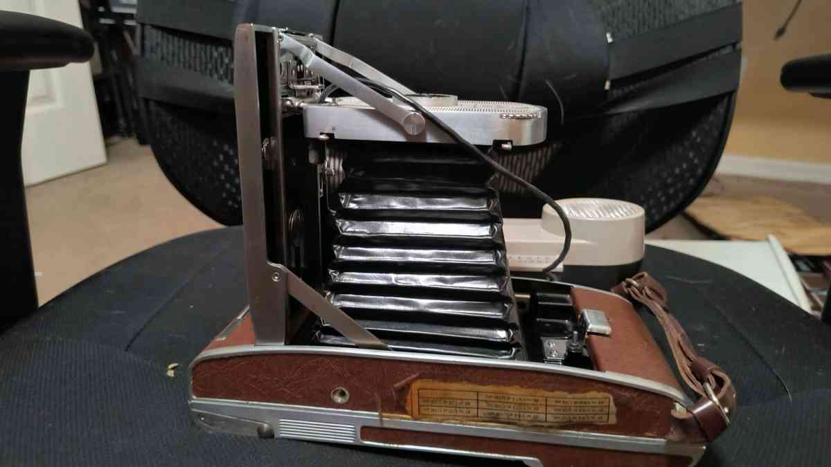 Polaroid land camera and Zeiss IKON - Tampa, Florida - FleaMarketBay