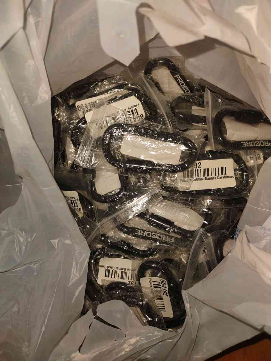 carabiners - San Antonio, Texas - FleaMarketBay