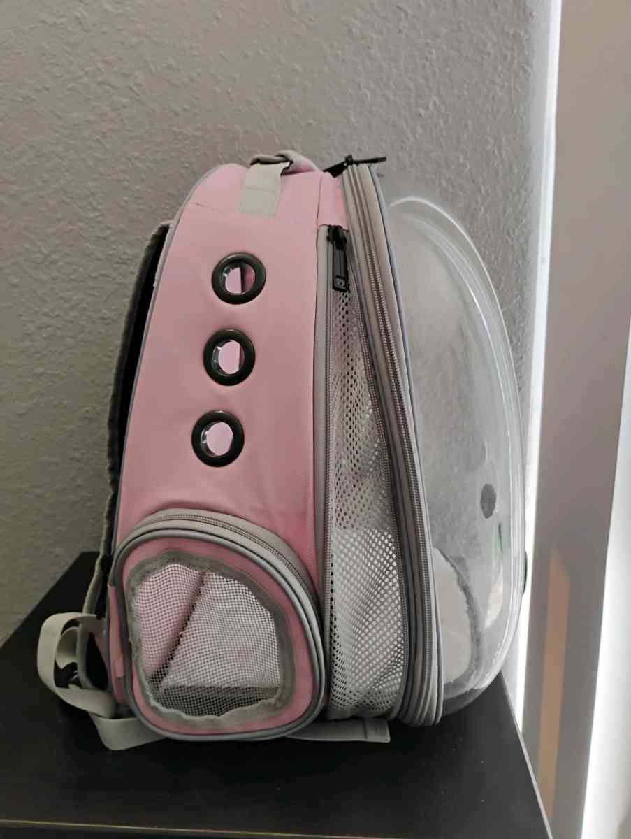 pet carrier backpack - Garland, Texas - FleaMarketBay