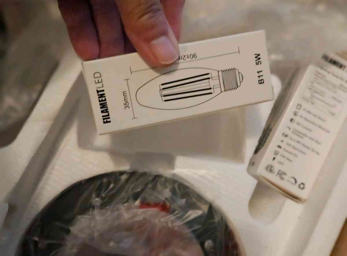 52in Ceiling Fan - Washougal, Washington - FleaMarketBay