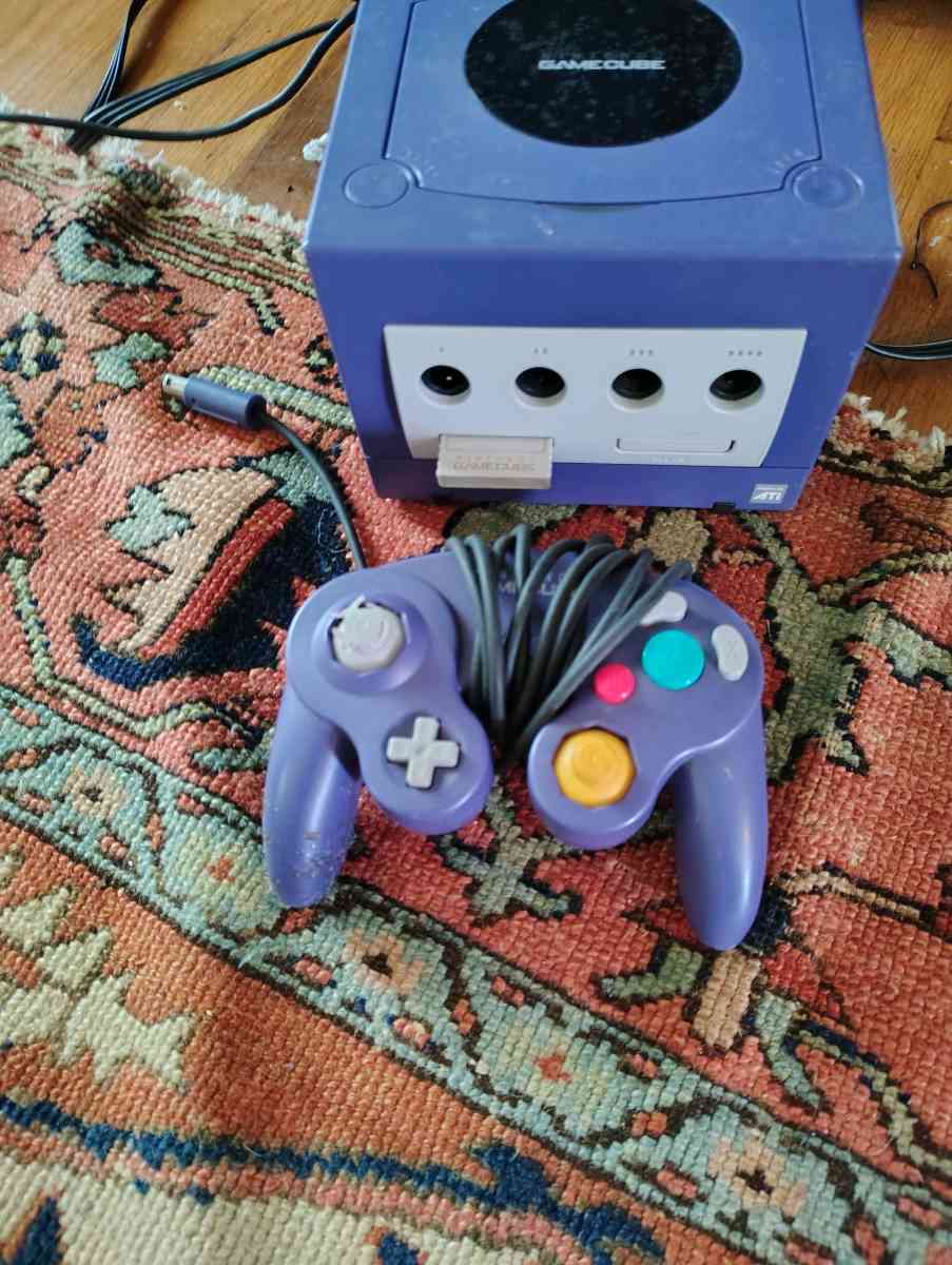 Nintendo GameCube and controller - Rainsville, Alabama