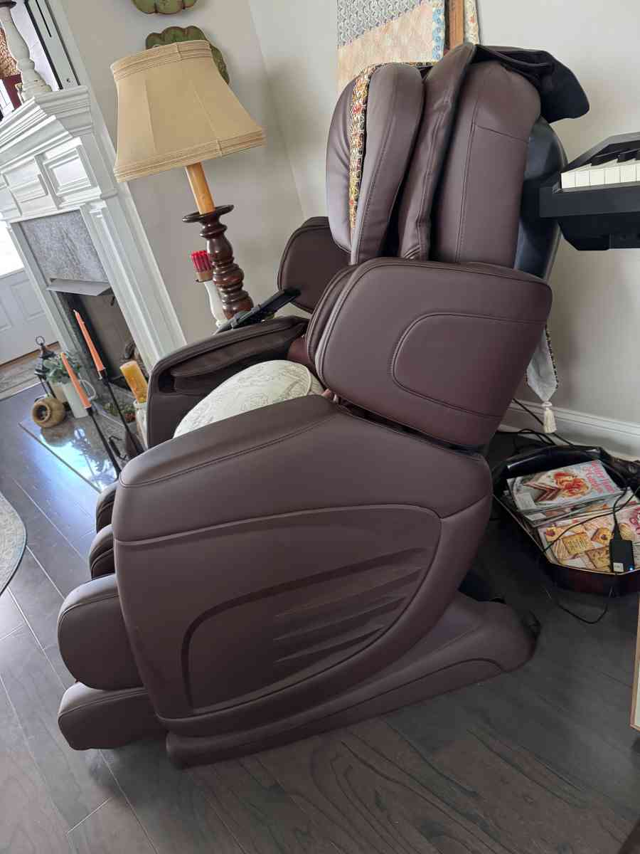 Massage Chair - Youngsville, Louisiana - FleaMarketBay