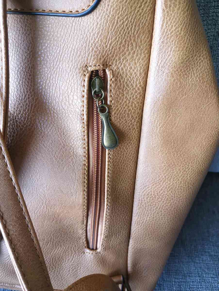 Cognac vintage vegan leather backpack - Frostproof, Florida - FleaMarketBay