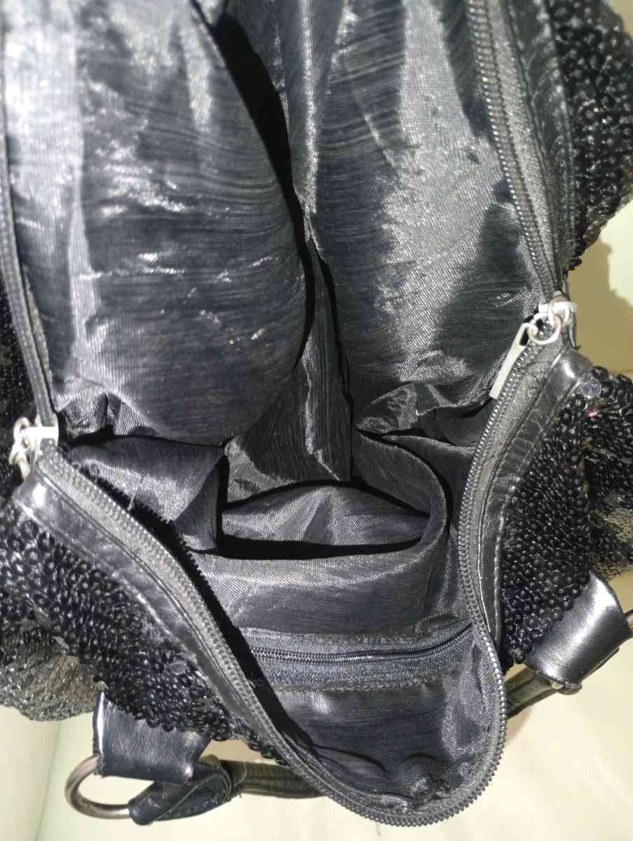 Black  handbag - Frostproof, Florida - FleaMarketBay