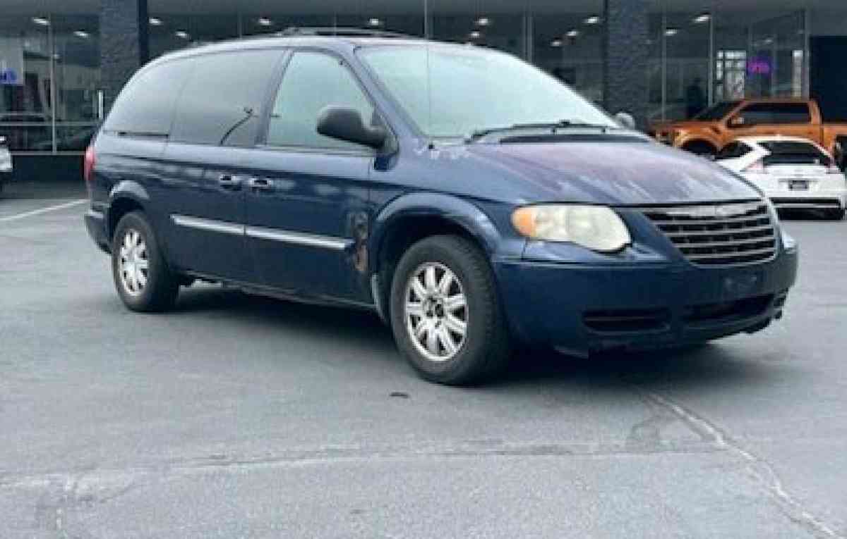 Used 2005 ChryslerTown  Country Touring