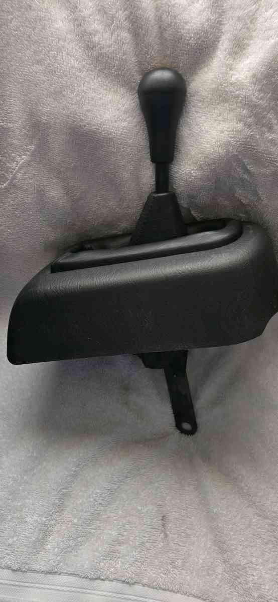 Dodge Ram 0308 15003500 automatic shiter - Kempner, Texas - FleaMarketBay