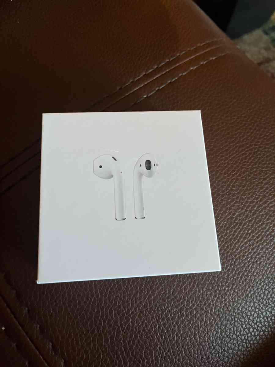 AirPods 2s - Kalamazoo, Michigan