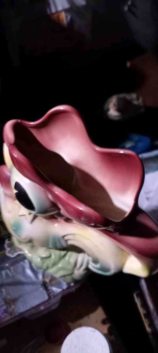 antique chicken rooster vase - Oklahoma City, Oklahoma - FleaMarketBay