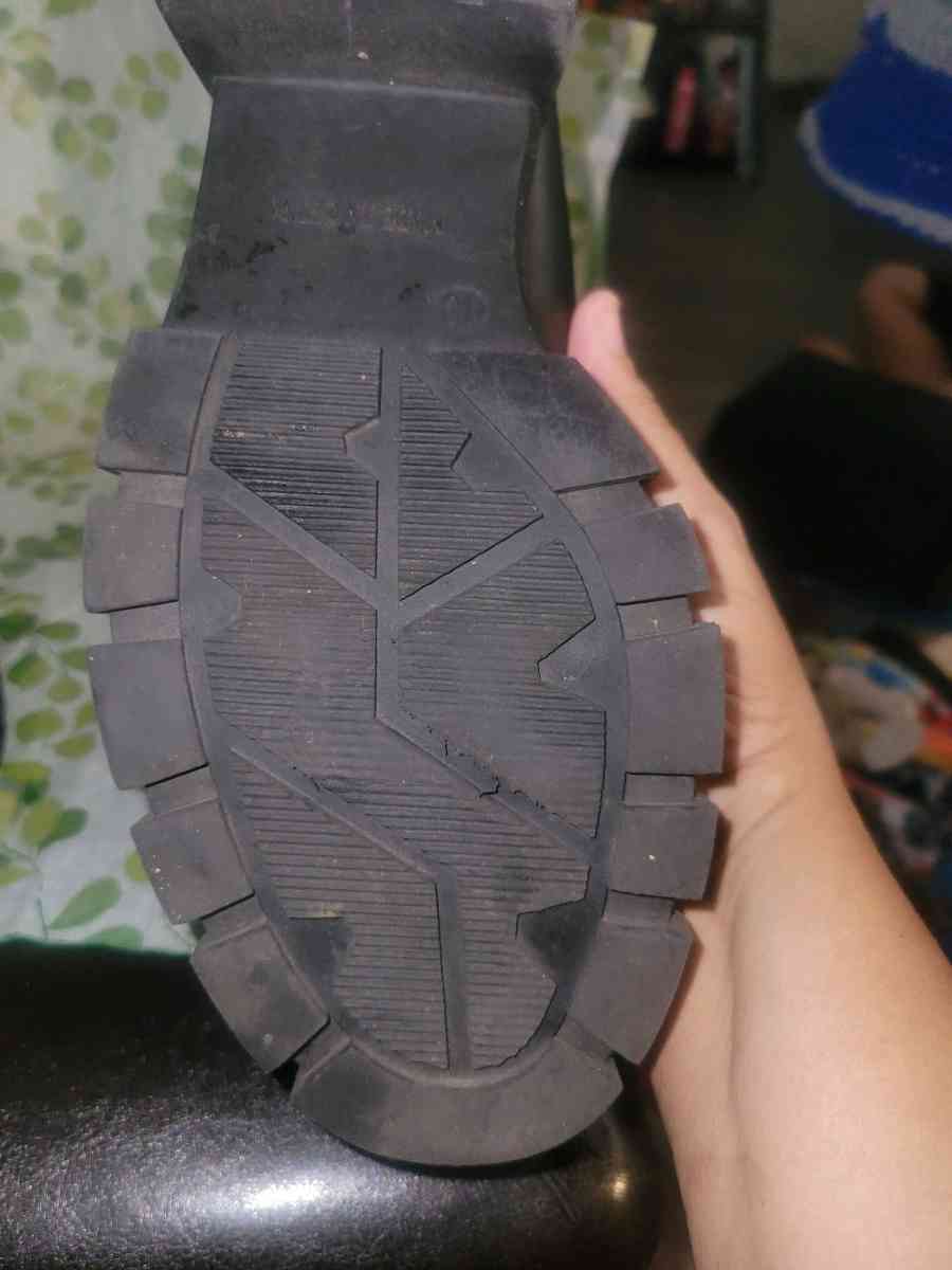 Black Platform loafers - Allamuchy, New Jersey - FleaMarketBay