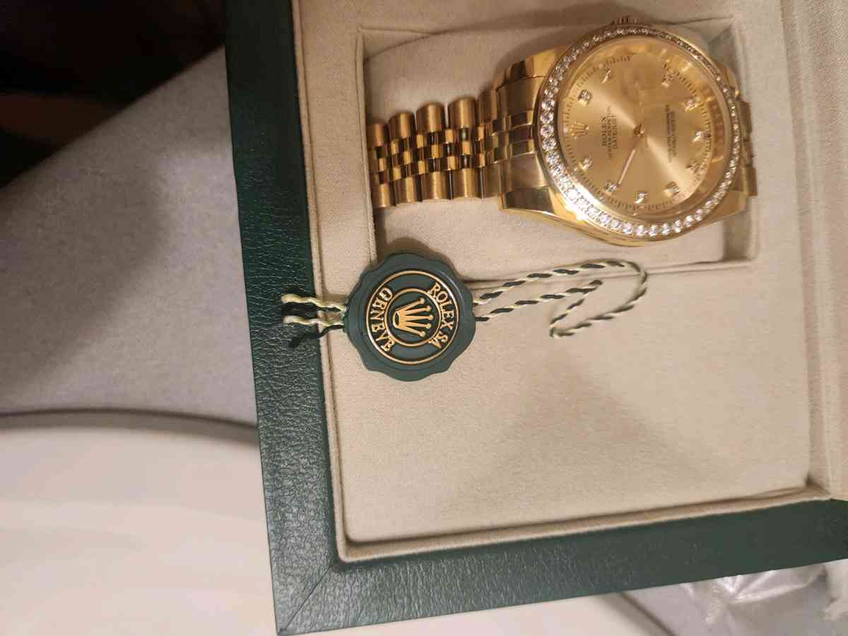 gold rolex oyster date 41 - Mount Vernon, Alabama