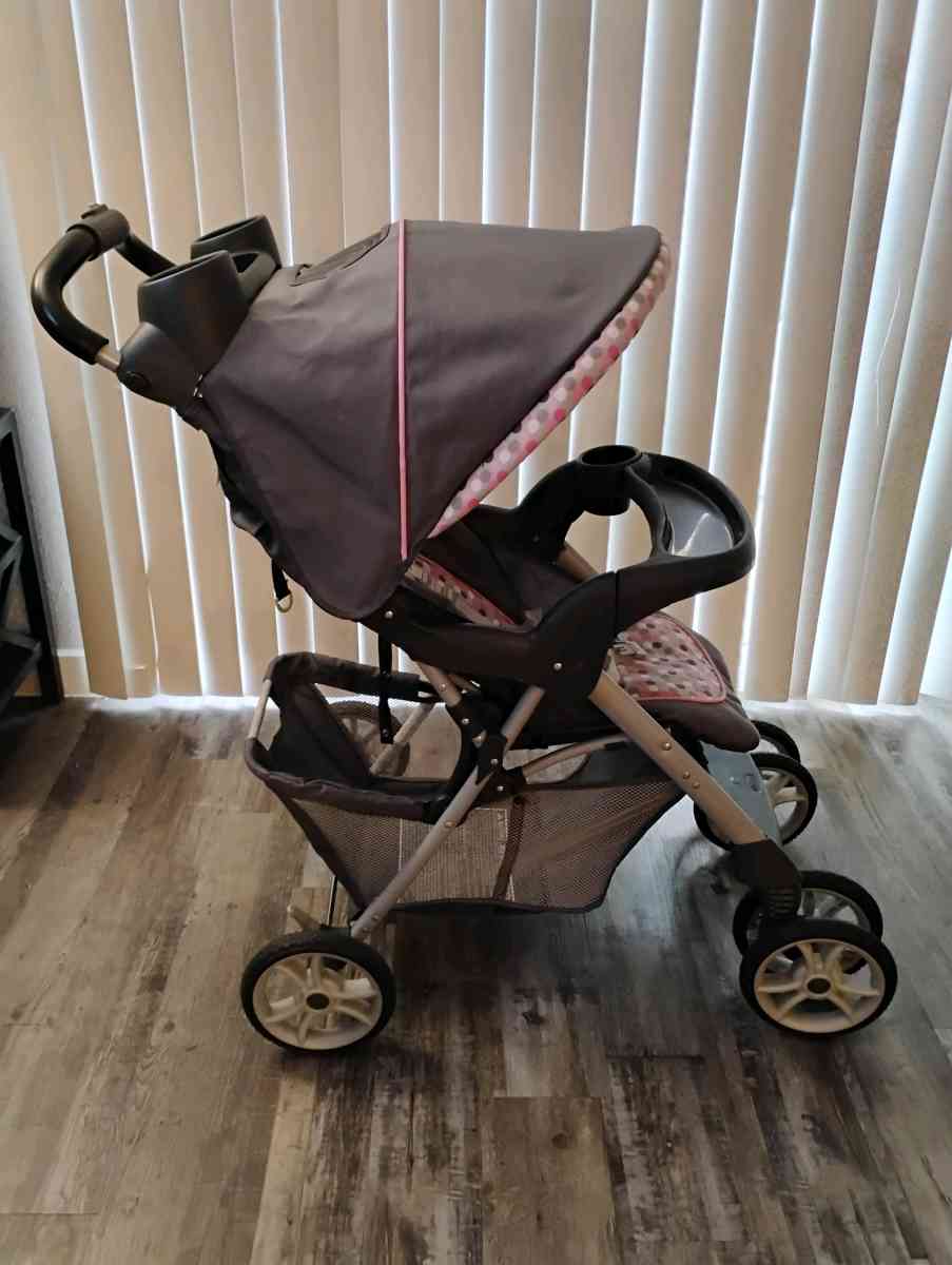 stroller - Garland, Texas - FleaMarketBay