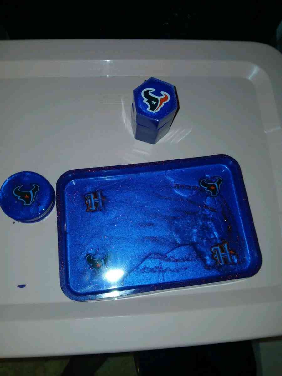 resin custom art - Caldwell, Texas - FleaMarketBay