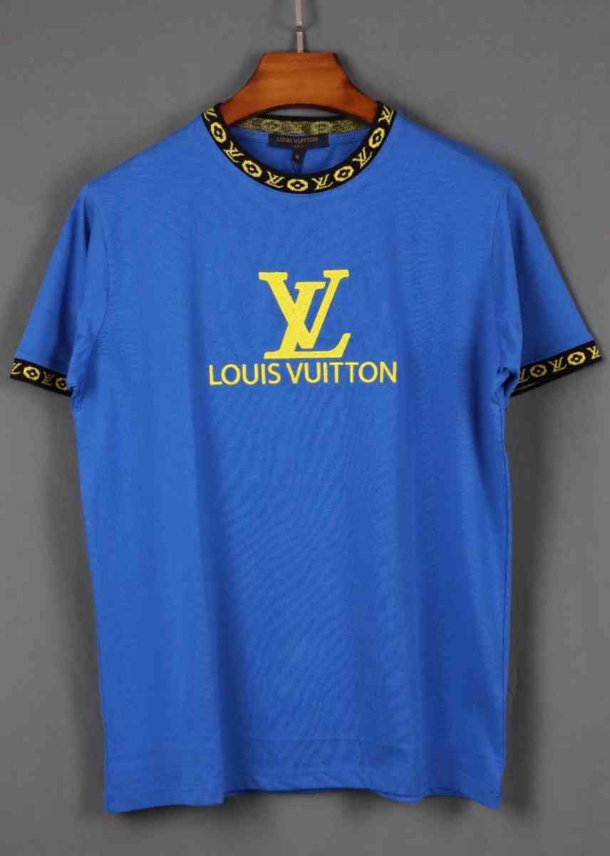 New designer Tshirt - Elmont, New York - FleaMarketBay