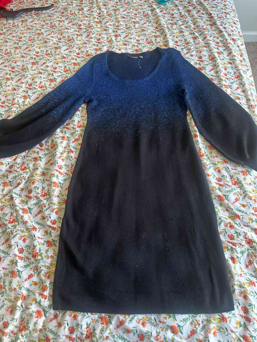 long balloon sleeve sweater dress with two color combination - Columbia, South Carolina - FleaMarketBay