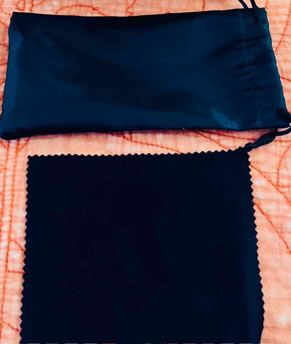 Tech glasses - Chapel Hill, North Carolina - FleaMarketBay