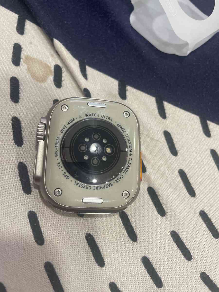 New Apple Watch Ultra 2 orange ocean band - Elmont, New York - FleaMarketBay