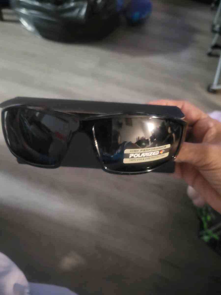 Polarized Sunglasses - Allamuchy, New Jersey - FleaMarketBay