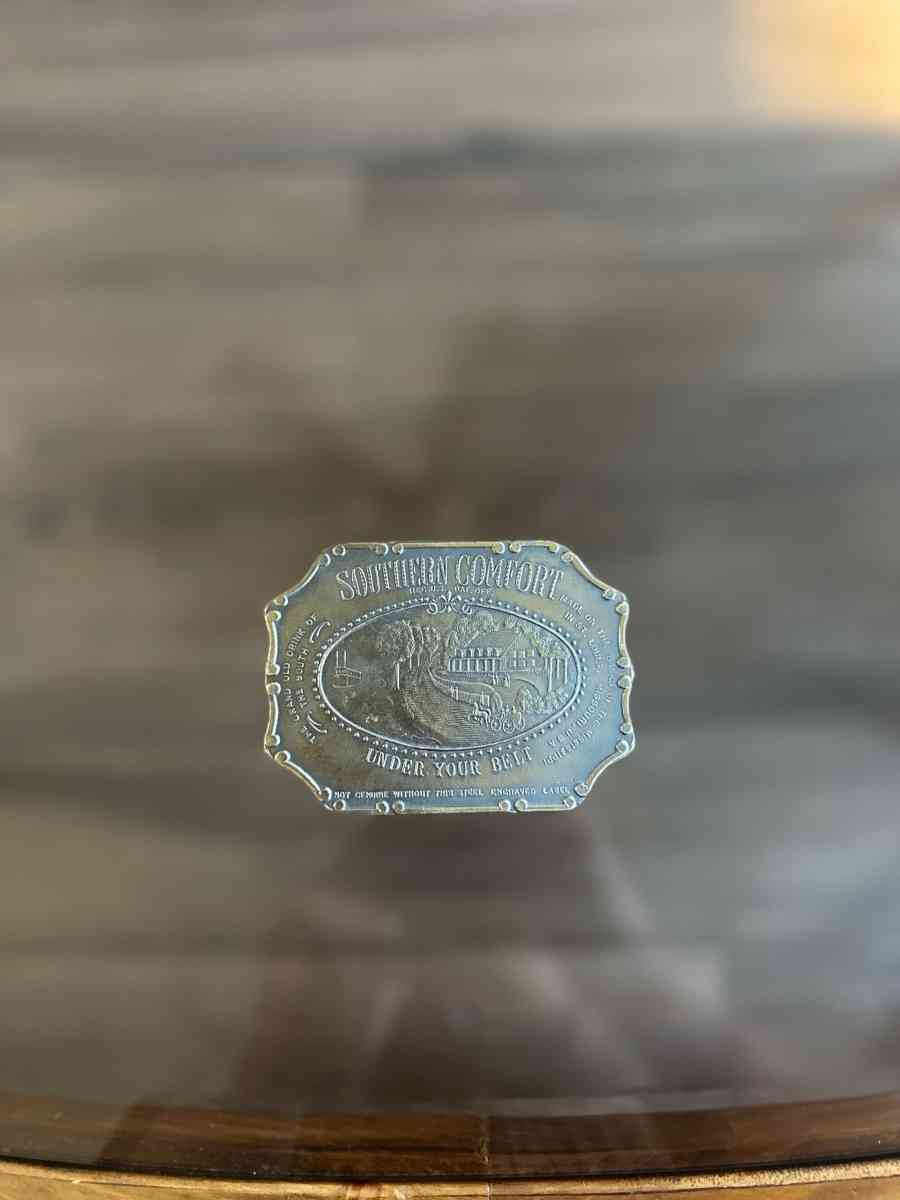 Southern Comfort Under Your Belt Whiskey Wyoming Studio Buc - Clarksville, Tennessee - FleaMarketBay