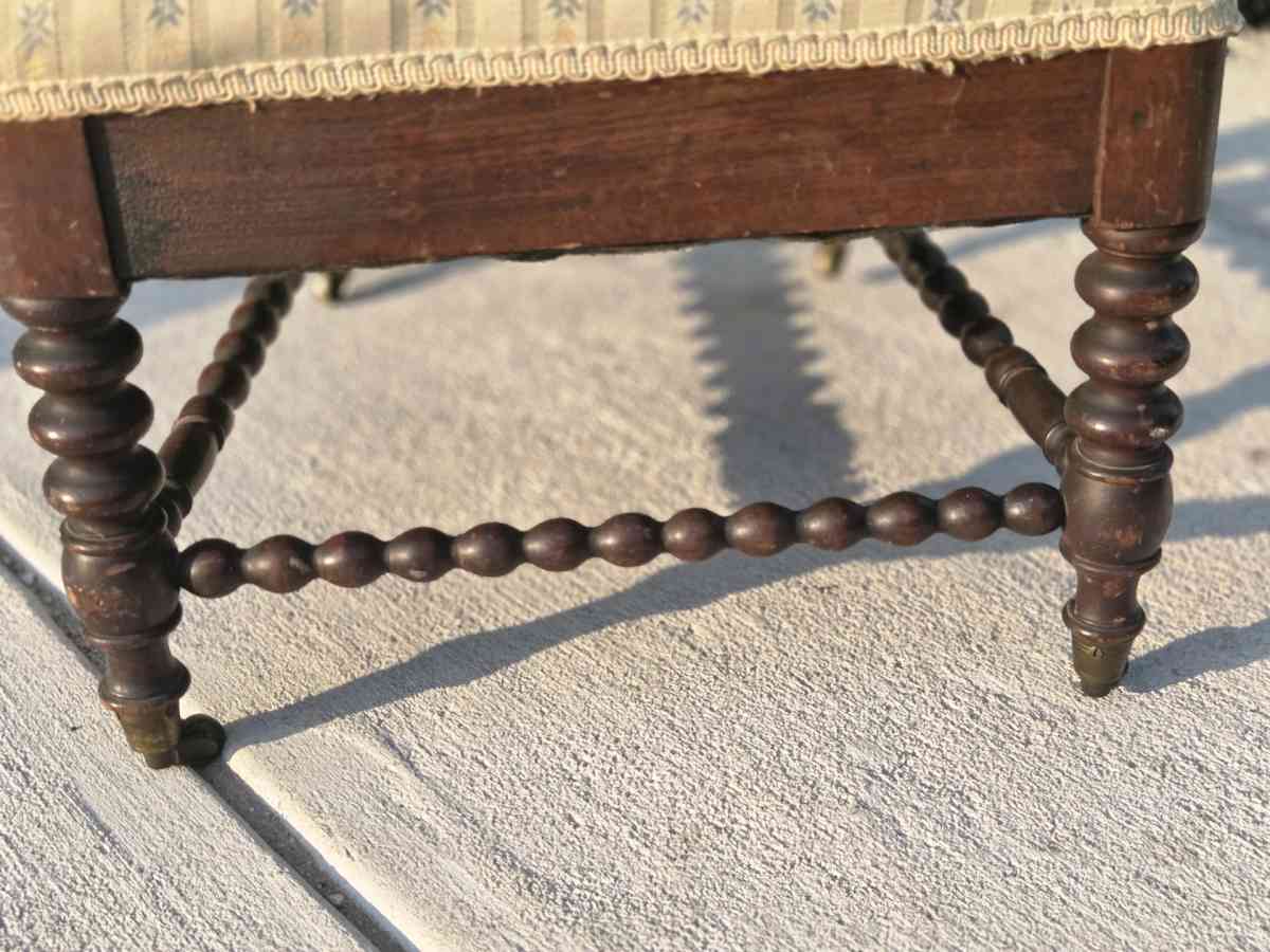 Antique Victorian Bobbin Chair  Classic Turned Spindle Desig - Philadelphia, Pennsylvania - FleaMarketBay