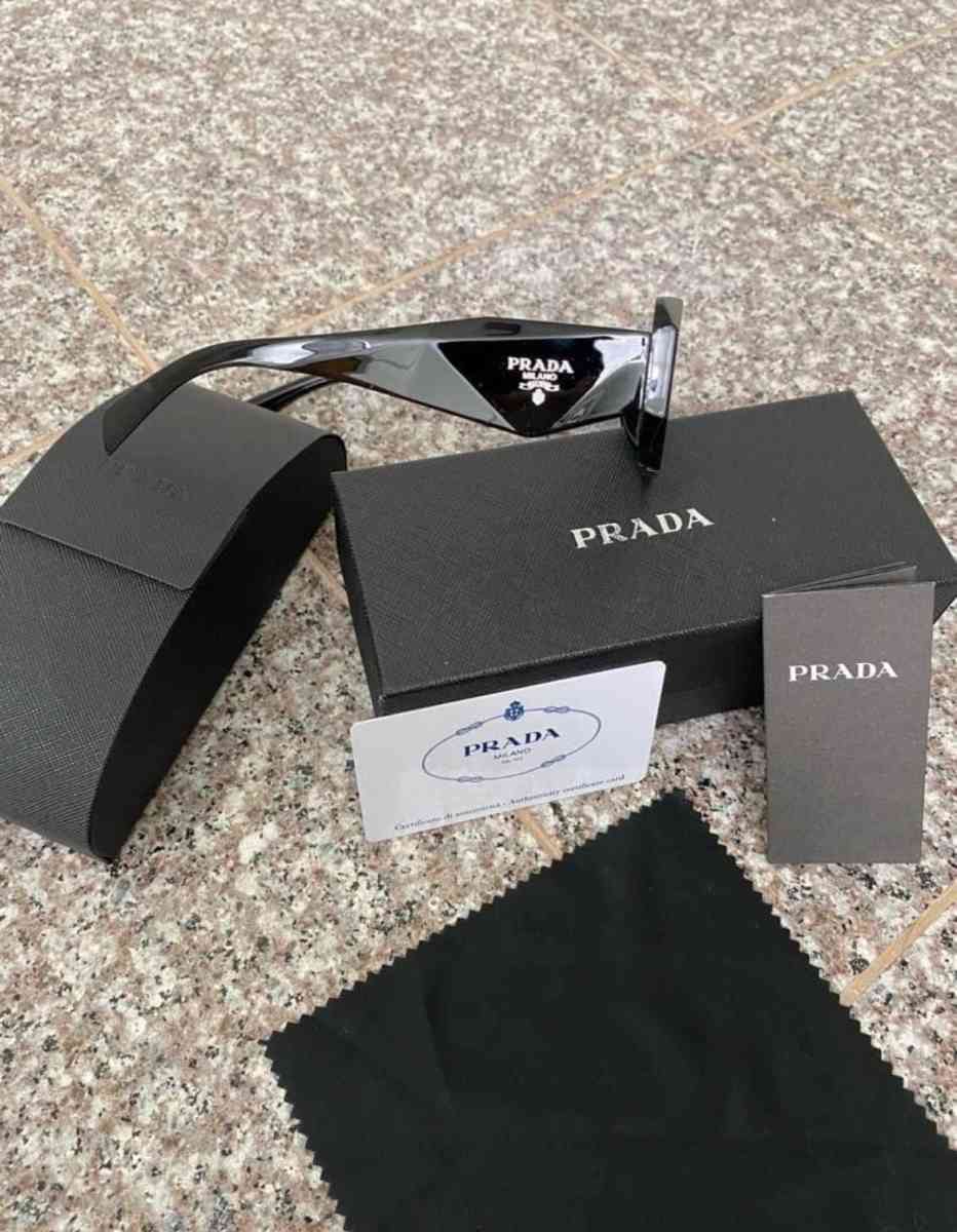 Prada Unisex Shades PR17WS - Arlington, Texas - FleaMarketBay