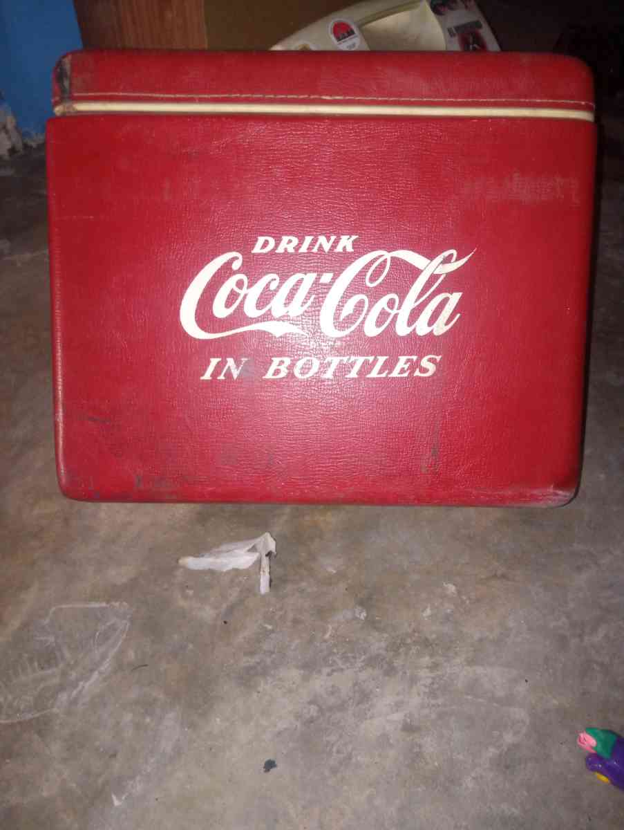 1950s or 60s cocacola cooler - Alton, Illinois