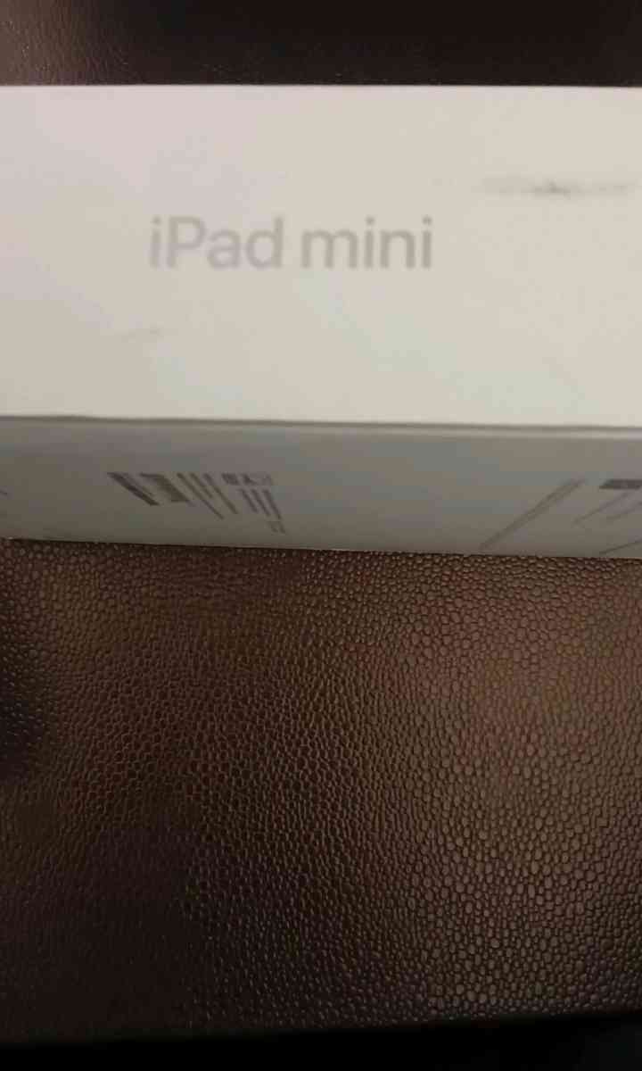 Apple iPad Mini 17 For Sale 400 - Miami, Florida - FleaMarketBay